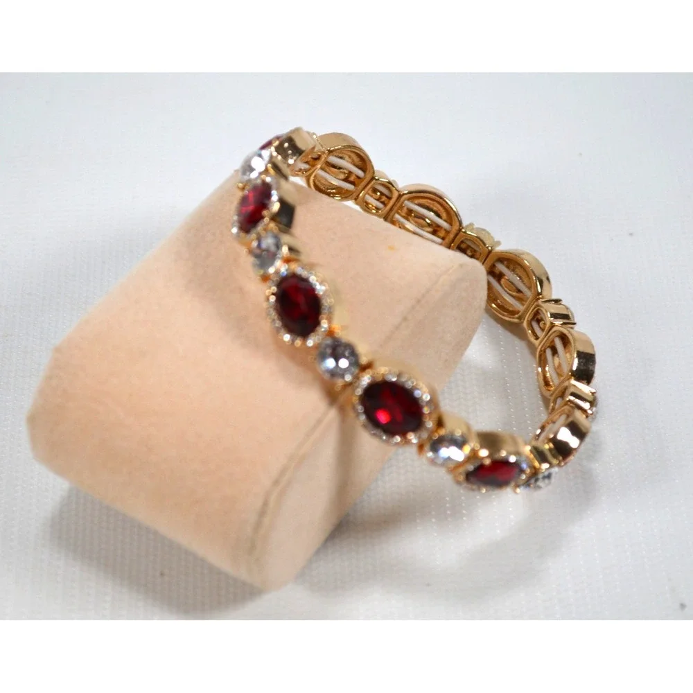 Gold Tone Stretch‎ Bracelet Red Faceted Setting Surrounded by Clear Rhinestones